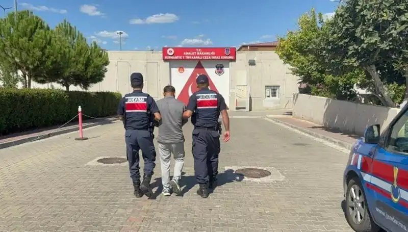 44 Yıl Hapis Cezasıyla Aranan Şahıs Edremit’te Yakalandı!